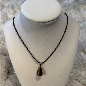 Tigers Eye Teardrop Pendant Necklace NWOT
